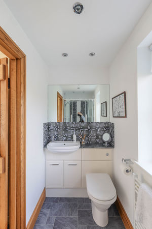 Photo 16- click for photo gallery